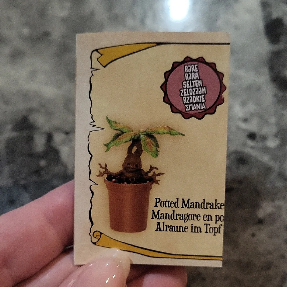 Miniverse Make It Mini Harry Potter Potted Mandrake